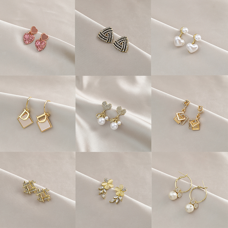 Khuyên Tai Phối Ngọc Trai Giả Xinh Xắn Nhiều Thiết Kế Tùy Chọn Cho Nữ