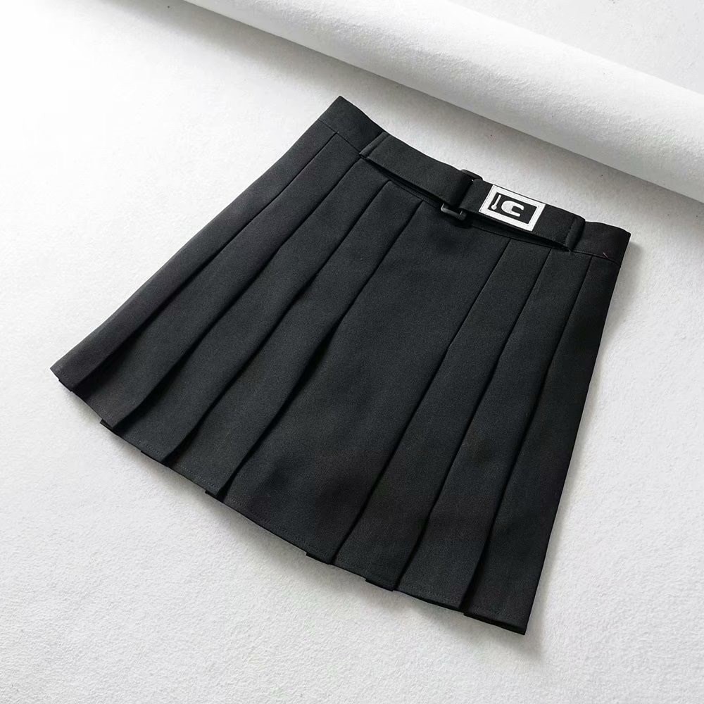 Sét Áo Cổ Vuông Tay Dài + Chân Váy Xếp Ly Hách Dáng Siêu Đỉnh Giống Rose-BlackPink Cho Nữ