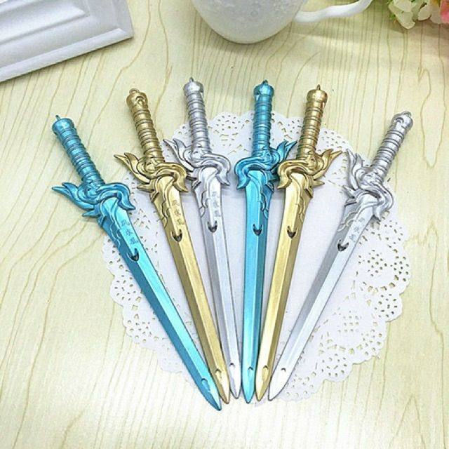 12 chiếc bút bi kiếm đẹp