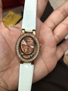 Dồng hồ Si Nhật