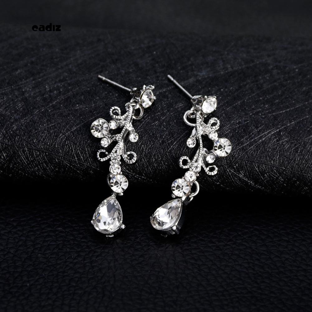 Bộ dây chuyền + bông tai hình giọt nước đính đá sang trọng