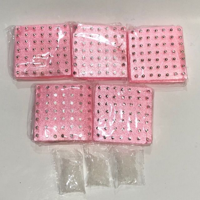 Khuyên bấm lỗ tai,dùng cho dụng cụ bấm lỗ tai vỉ 80 chiếc
