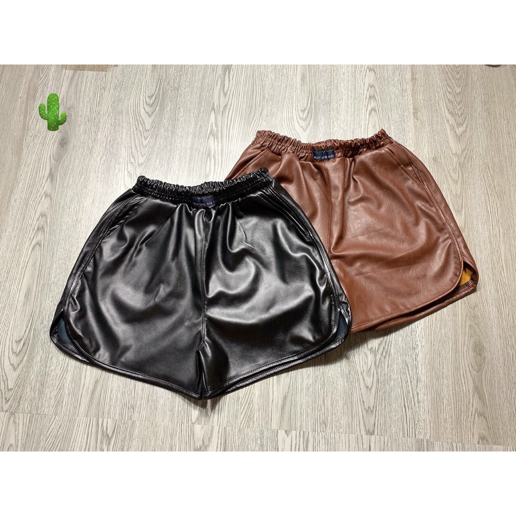Quần shorts da trơn may logo trước cực hot , chất da mềm mịn ( ảnh thật )