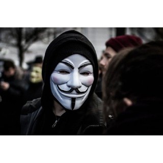 Mặt Nạ Hacker Trắng Có Đèn