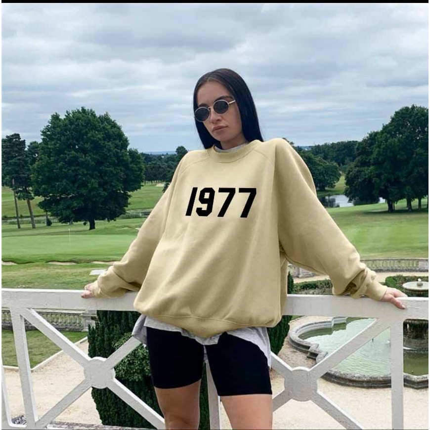 Áo Sweater Nữ 1977 Chất Nỉ Mềm Mịn Không Nón Form Rộng Che Nắng Chắn Gió Thiết Kế Đẹp Mắt Hot Trend NEW UNISEX