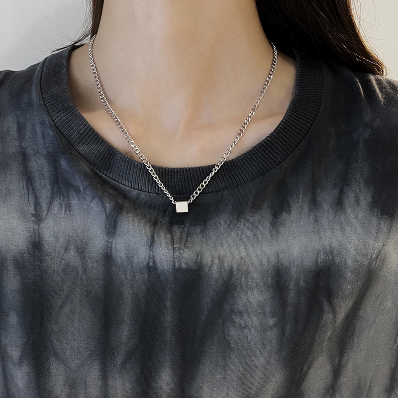 Vòng cổ mặt vuông phong cách hiphop thời trang đơn giản cho nữ