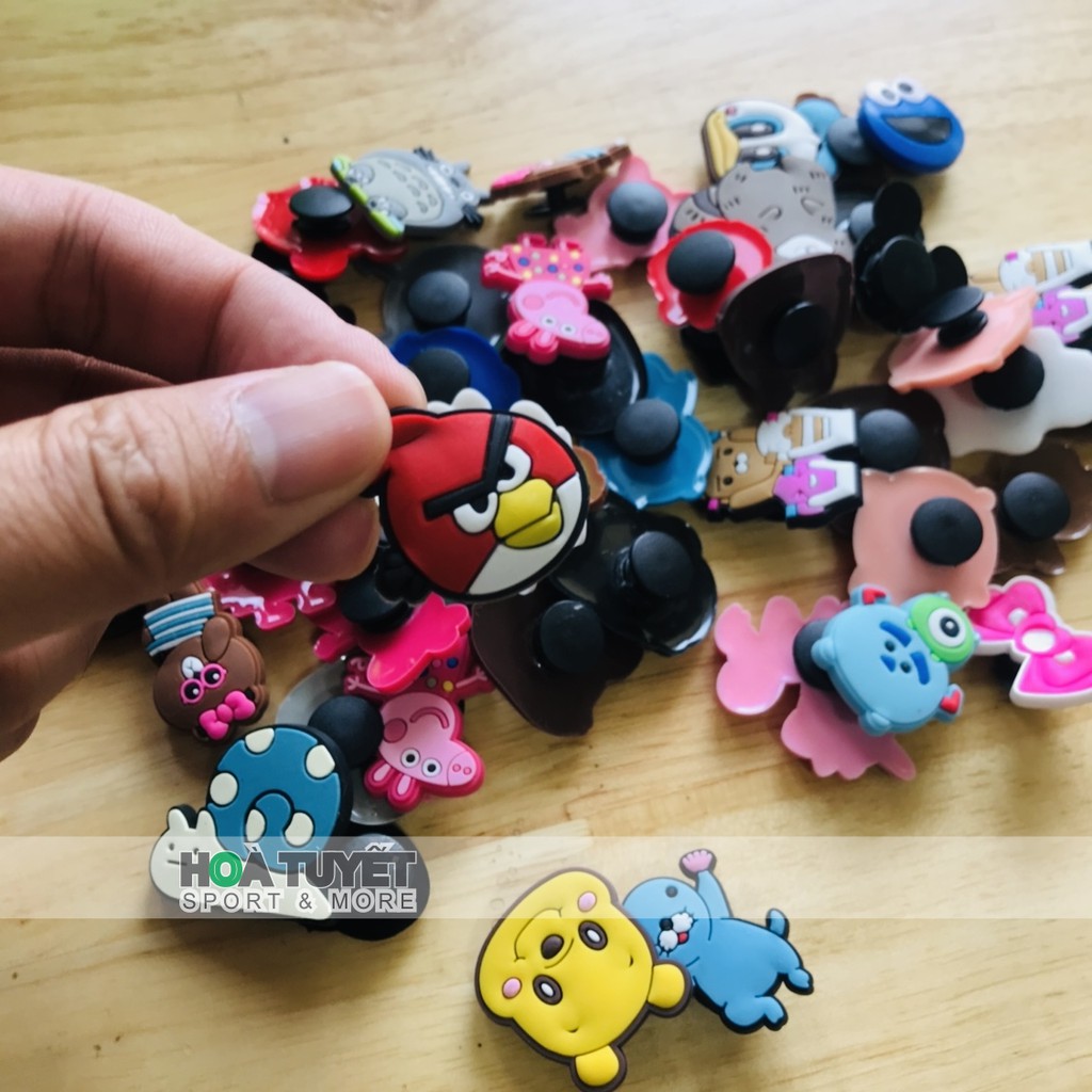 Nút gắn Stick/Jibbitz cho dép sục CROCS cá sấu dành cho dòng nút to Jbtz1608107 (shop gửi ngẫu nhiên)