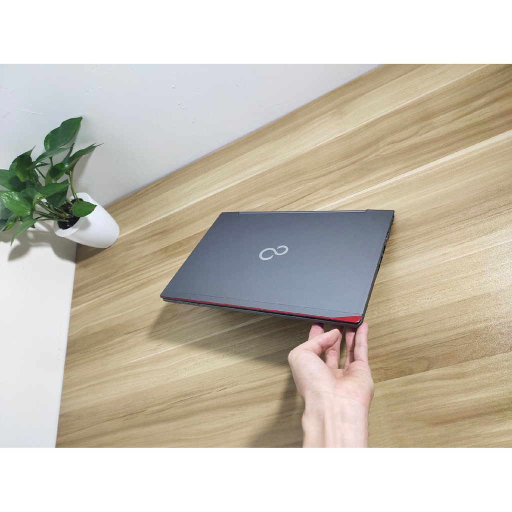 Laptop siêu mong Nhật Bản Fujitsu U745 Core i5-5200U/8gb Ram/256gb SSD/14inch HD | BigBuy360 - bigbuy360.vn