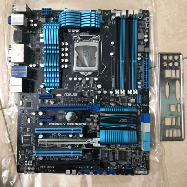 1 / 4 ASUS P8Z68-V PRO/GEN3 LGA 1155 Intel Z68 HDMI SATA 6Gb/s USB 3.0 ATX Intel Motherboard