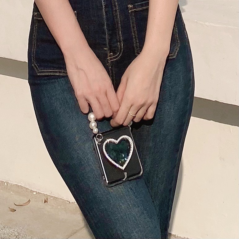 [HÀNG SẴN] Ốp lưng Samsung Z Flip 3 / Z Flip 4 gương trái tim có dây xách tay / Z Flip3 / ZFlip3 / Z Flip4/ ZFlip4