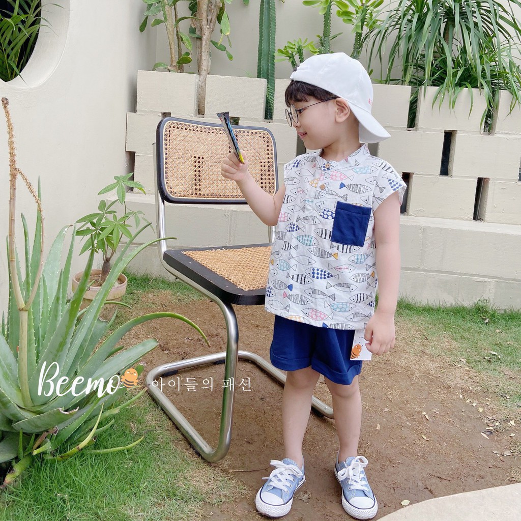 Set bộ cho bé Beemo -  chất liệu cotton mềm mịn, thiết kế dáng sơ mi cổ trụ cúc dừa 3 lỗ cùng hoạ tiết con cá B071