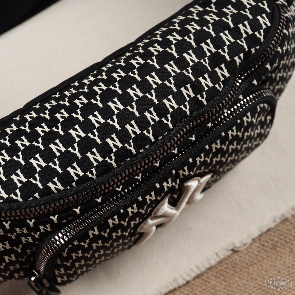 Combo Túi bao tử / Mũ Lưỡi trai / Bucket MLB Monogram Hip-Sack New York Yankees Black - 32BGC9111-50L | HÀNG CHUẨN 1:1