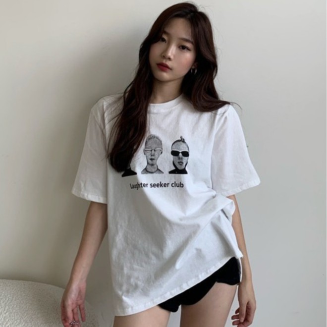 Áo Thun Unisex Phông Tay Lỡ Form Rộng Nam Nữ Oversize Hai Màu Đen Trắng Cá Tính In Hình