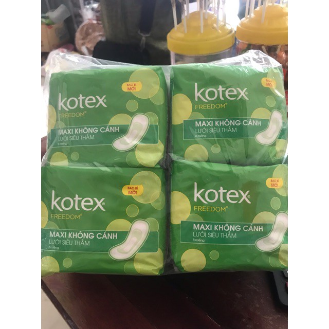 Băng vệ sinh KOTEX FREEDOM dày không cánh (8 gói)