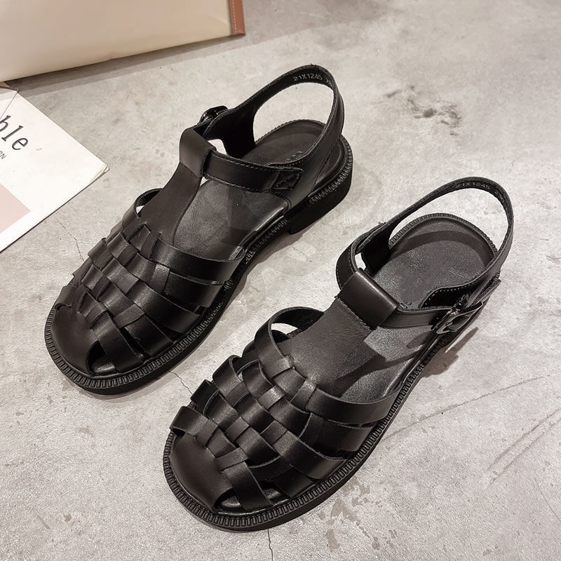 Giày Sandal Bít Mũi Đế Bằng Thiết Kế Đục Lỗ Chữ T Phong Cách Hàn Quốc Độc Đáo Thời Trang Cho Nữ
