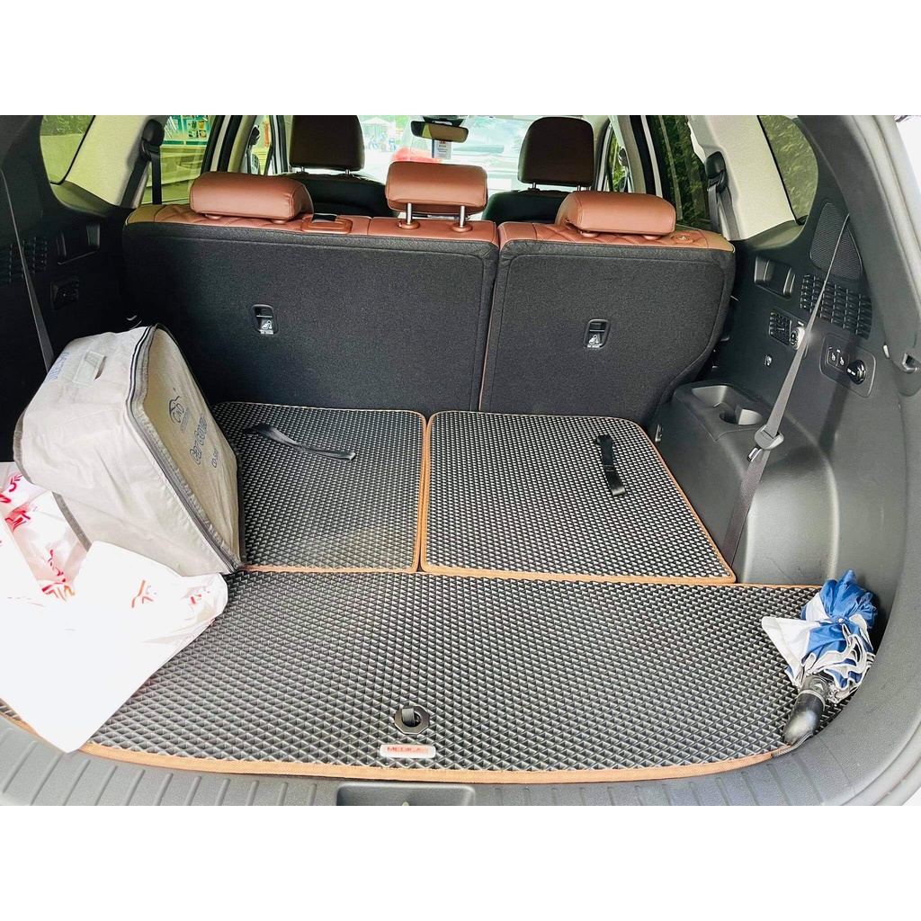 Thảm lót sàn ô tô Medicar xe Hyundai Santafe (2021 - Hiện Tại) - chống nước, không mùi, ngăn bụi bẩn