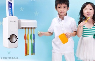 Dụng cụ nhả kem đánh răng tự động Touch Me