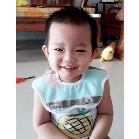 Set 2 khăn yếm xô 2 mặt cổ tròn 4 lớp xoay 360 độ có cúc bấm cho bé