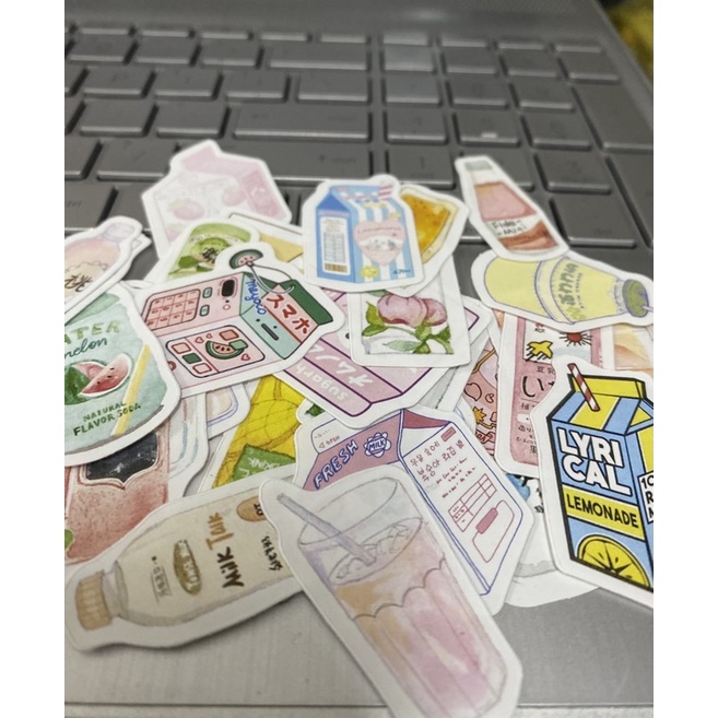 Sticker trang trí điện thoại/ laptop - Quà tặng kèm diêm & nến thơm made in Vietnam