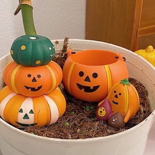 Mô hình mèo chủ đề Halloween