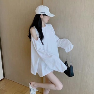 Áo khoét vai xinh