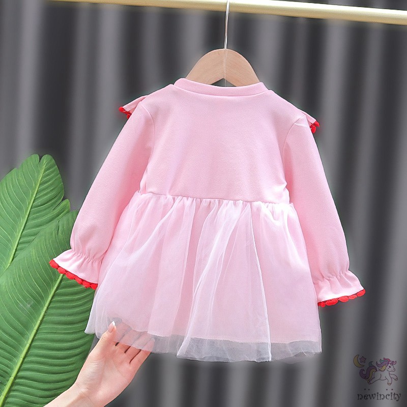 Đầm Dài Tay Thêu Hình Quả Dâu Dễ Thương Cho Bé