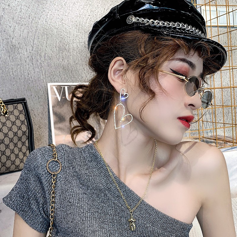 Bông tai đính đá viền trái tim lớn nhỏ ngọt ngào_M1286