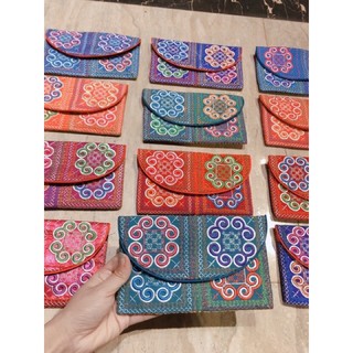 VÍ THÊU THỔ CẨM