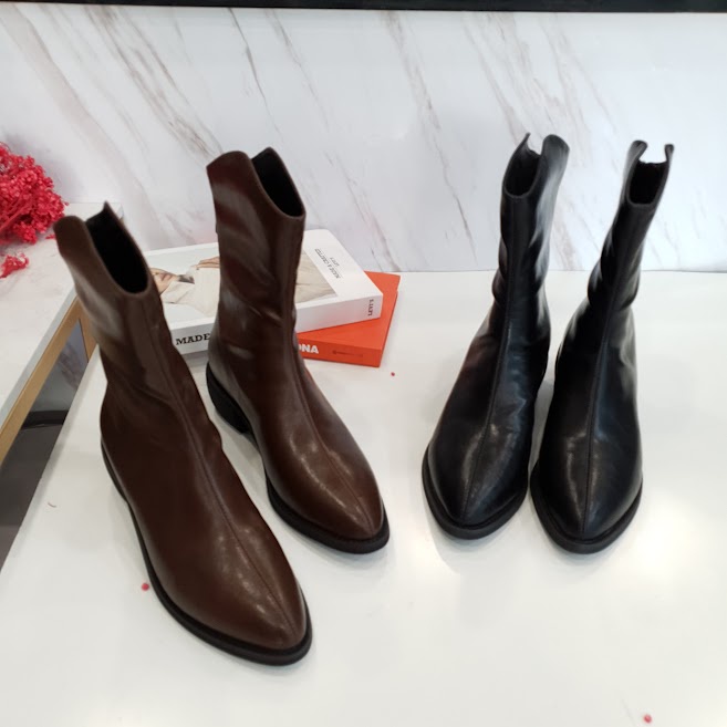 Giày boot nữ da mềm 2021 B SHOES, boot cao bồi lót nỉ khóa sau, mũi nhọn, thiết kế siêu thời trang B30