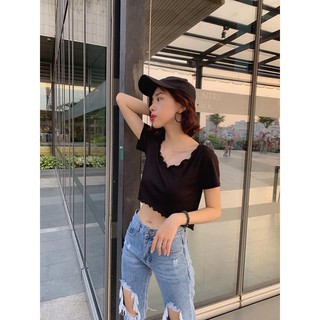 Crop tay ngắn cuốn biên