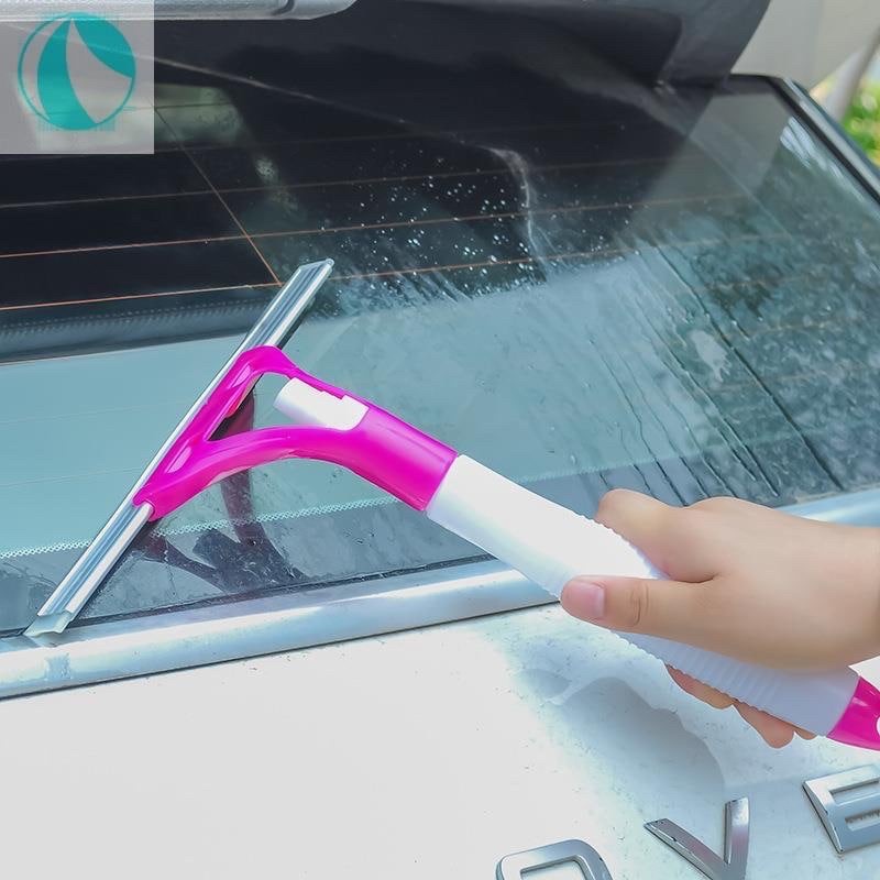 Cây Gạt Kính Cầm Tay Kèm Bình Xịt Tiện Dụng