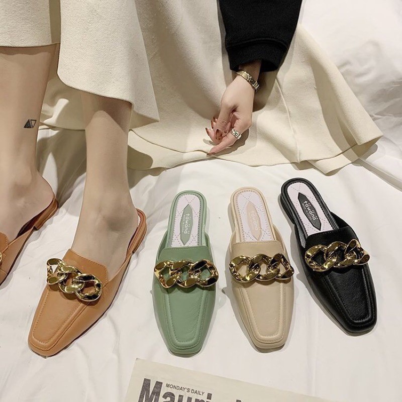 Giày nhựa dẻo thời trang dáng sục quai xích | BigBuy360 - bigbuy360.vn