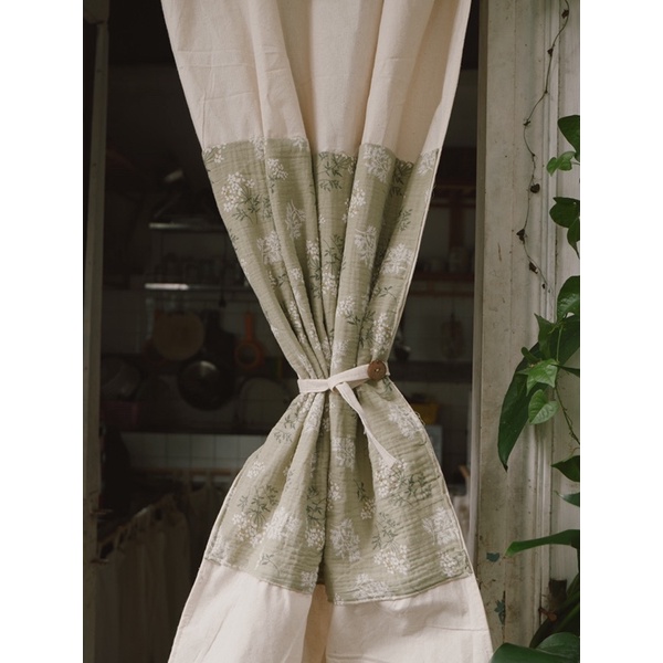Rèm cửa thô mộc be Vintage.