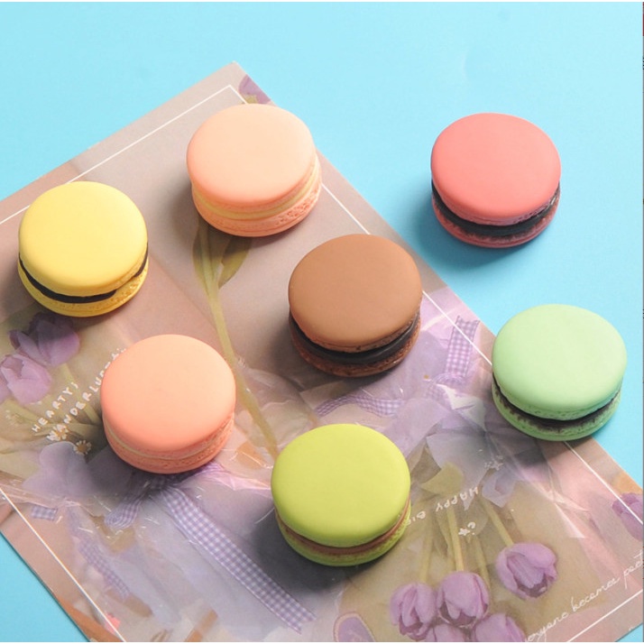 Mô hình bánh rán doraemon nhiều màu size lớn trang trí nhà búp bê, decor điện thoại