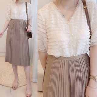 Chân váy maxi xếp ly lụa