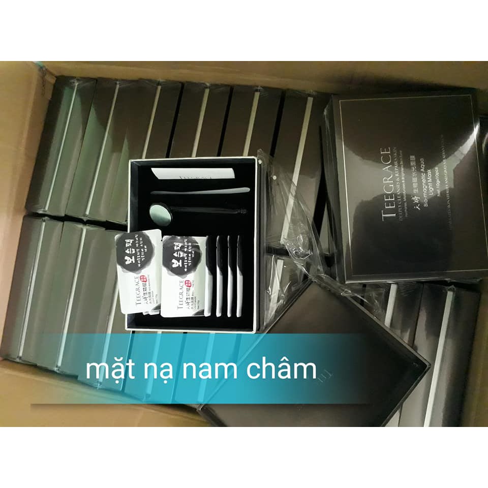 Mặt bùn nạ nam châm
