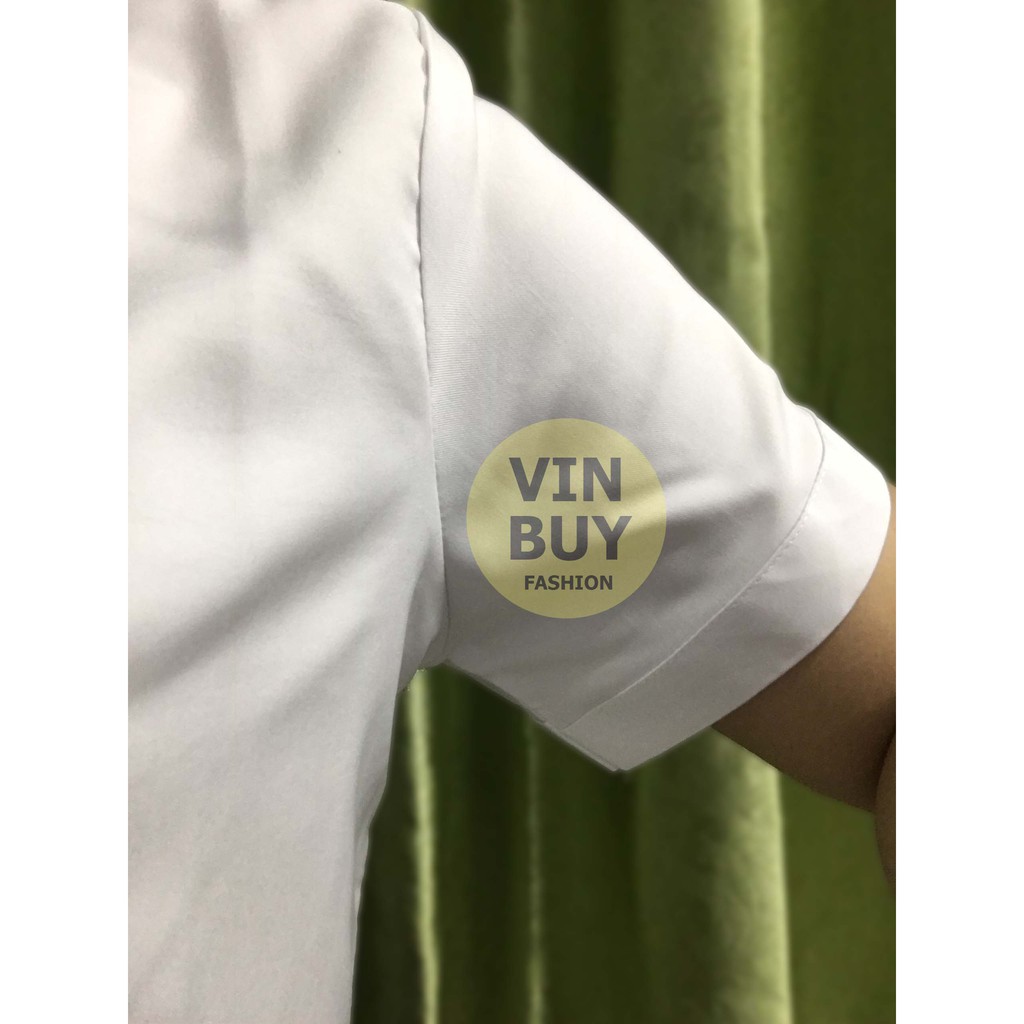 Áo sơ mi trắng tay ngắn, thiết kế 3 nút áo ngăn hở ngực | BigBuy360 - bigbuy360.vn