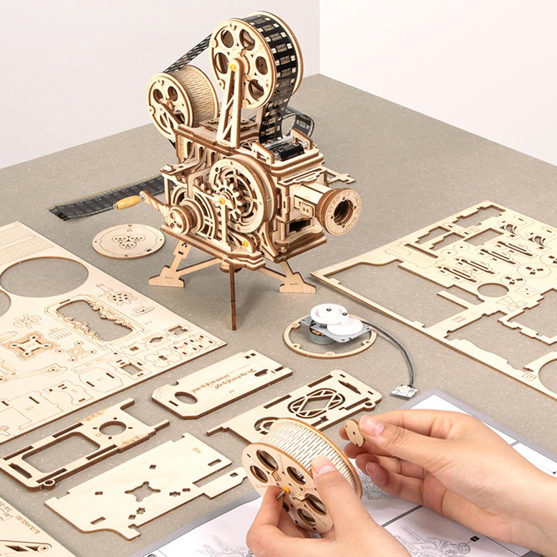 Mô hình gỗ 3D Lắp ráp Cơ Động học Máy Chiếu Phim Vitascope LK601 Robotime