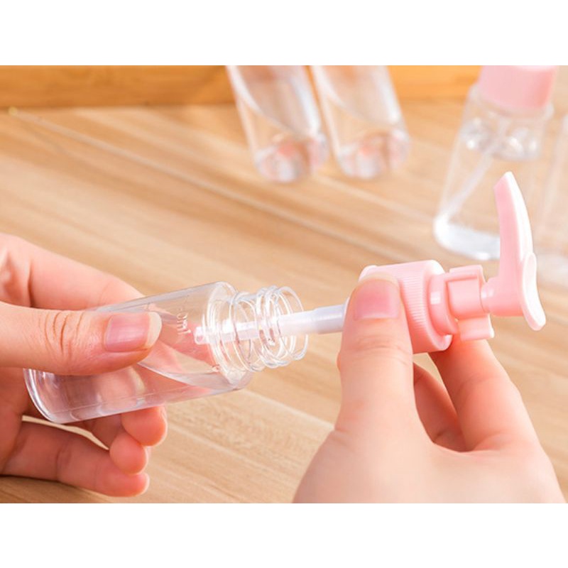 Bộ chiết mỹ phẩm du lịch 5 món ( loại xịn ),,,
