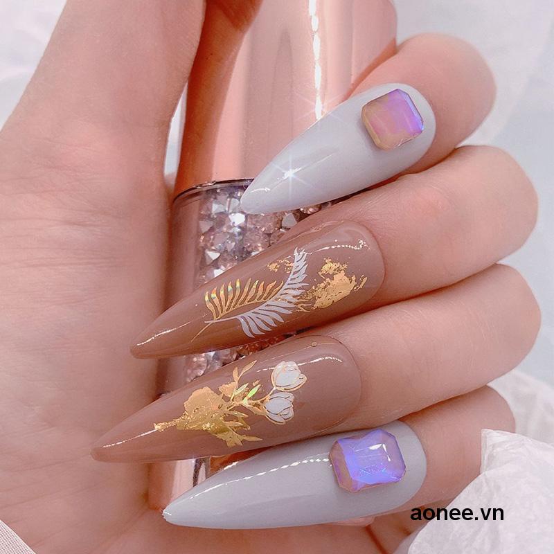 ✨✨Miếng Dán Móng Tay Tự Dính Dòng Chữ Tiếng Anh / Hoa / Động Vật / Động Vật Màu Vàng Trắng