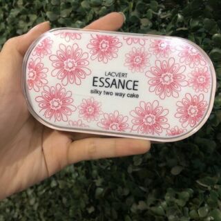 Phấn trang điểm sáng trắng mịn da Essance