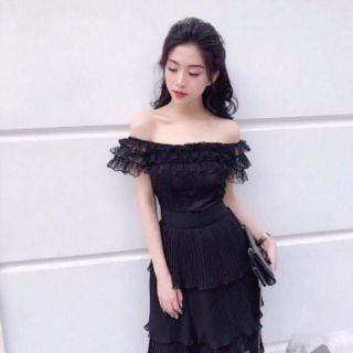 Đầm TK xòe tầng