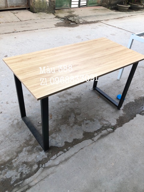 Bàn làm việc chân sắt 120