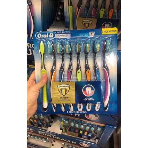 Set bàn chải Oral-B 8 cây