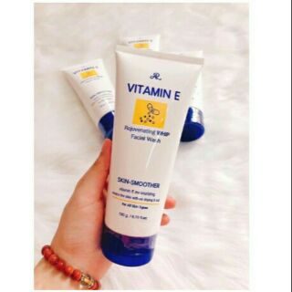 Sữa rửa mặt vitamin e