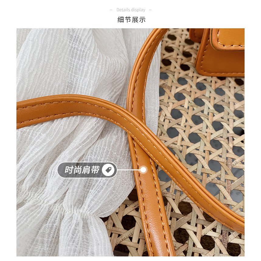 Túi đeo chéo JACQUEMUS kiểu dáng mini độc đáo