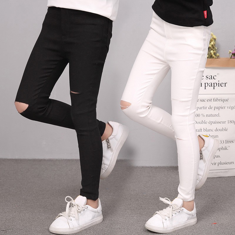 Quần Jeans Rách Thời Trang Cho Bé