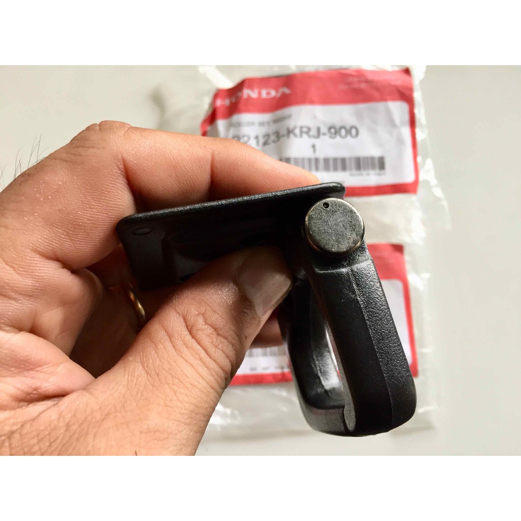 Móc treo đồ Sh ý 2008-2012