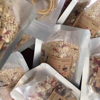 Com bo 5 gới gà hầm thuốc bắc