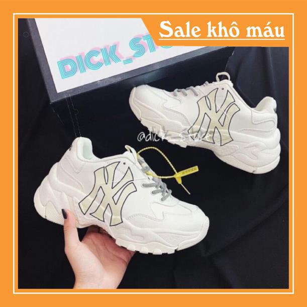 𝐆𝐢à𝐲 𝐧ữ 𝐒𝐧𝐞𝐚𝐤𝐞𝐫 𝐜𝐡𝐮𝐧𝐤𝐲 𝐌𝐋𝐁 𝐛ó𝐧𝐠 𝐜𝐡à𝐲 𝐇à𝐧 𝐐𝐮ố𝐜